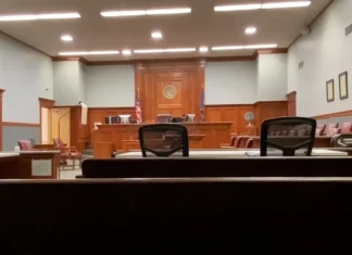 Phí dịch vụ Luật Sư Tranh Tụng, thực hiện quy trình kiện tụng